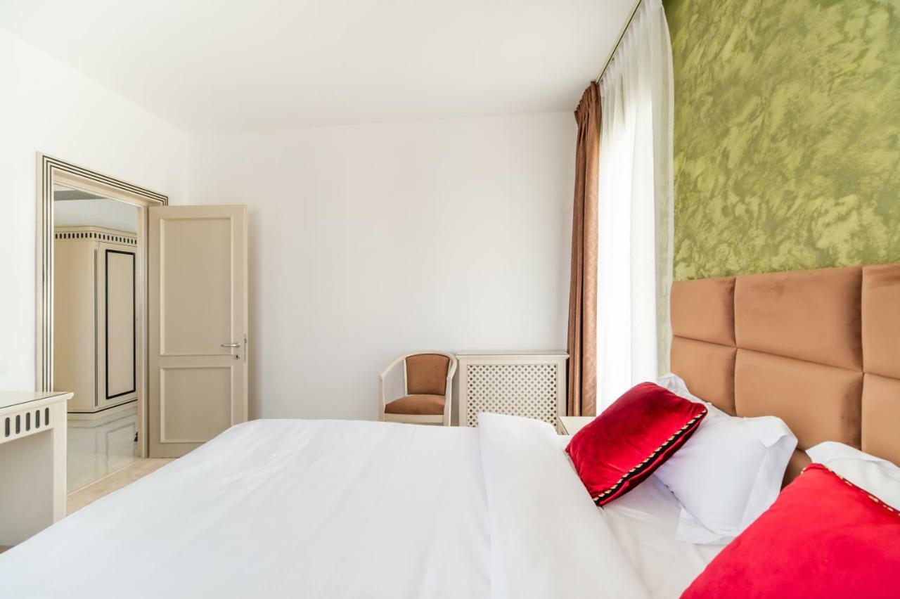 Miramare Aparthotel